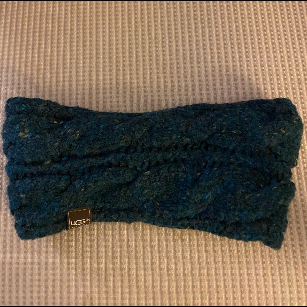 Ugg head wrap